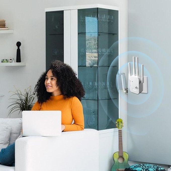 Répéteur WiFi 4 antennes pour télétravail, streaming et meilleure couverture Internet au Sénégal